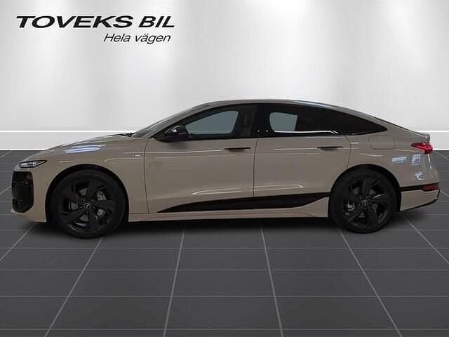 Siambeige metallic Begagnad 2025 Audi A6 e-tron S-Line | 879 900 kr (Bra pris) - Bild 1/3