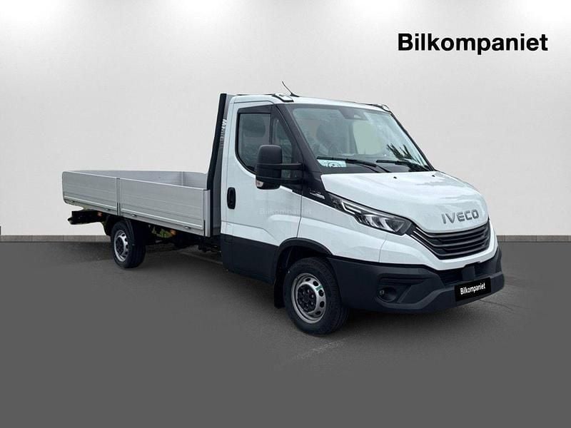 Ny Iveco Daily 157 HK (115 kW) 2025 Vit Van