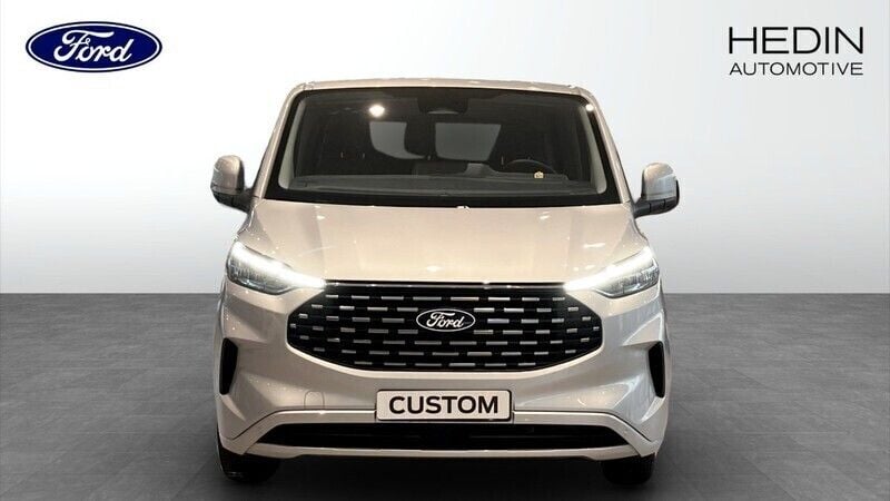 Begagnad Ford Tourneo Custom Titanium 170 HK (125 kW) 2024 Van
