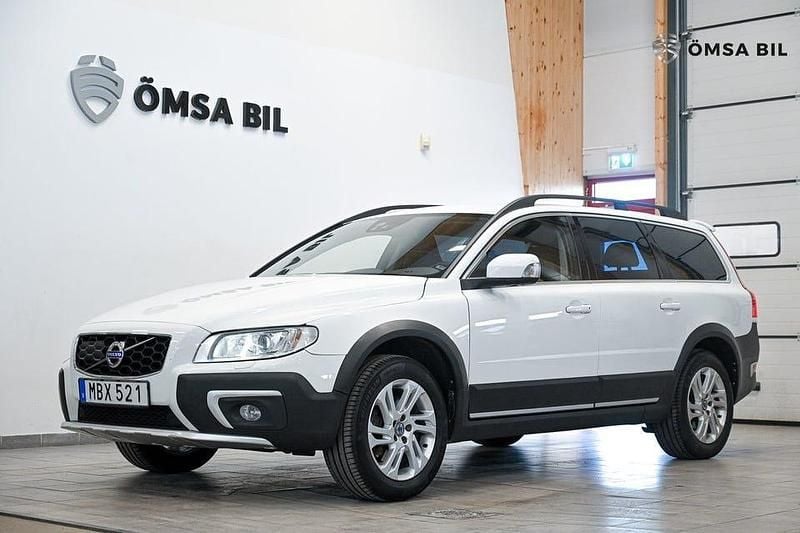 Begagnad Volvo XC70 Momentum 181 HK (133 kW) 2015 Vit Kombi