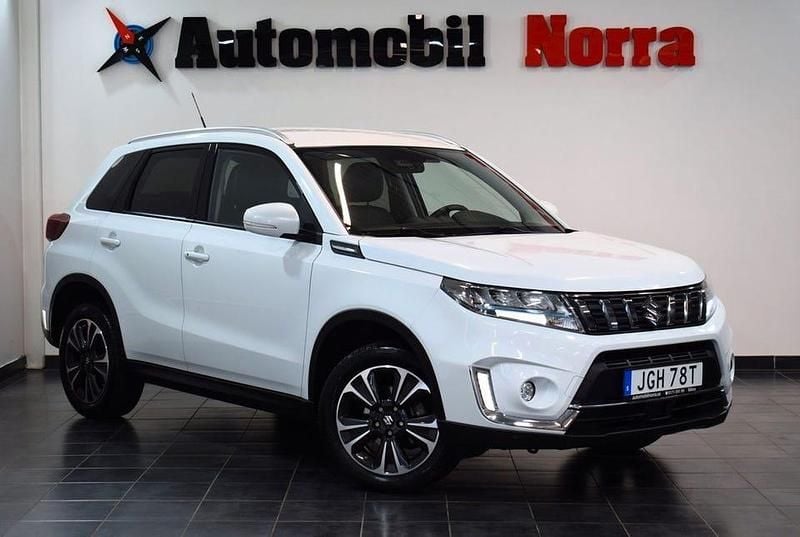 Vit Begagnad 2022 Suzuki Vitara SUV | 254 900 kr (Bra pris) - Bild 1/3