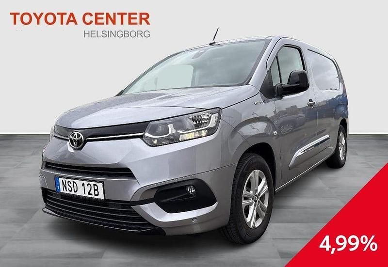 Silver Begagnad 2022 Toyota Proace City City Minibuss | 329 900 kr (Lite dyr) - Bild 1/4