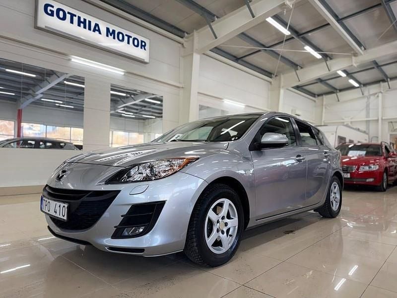 Begagnad Mazda 3 Inclusive 105 HK (77 kW) 2011 Grå