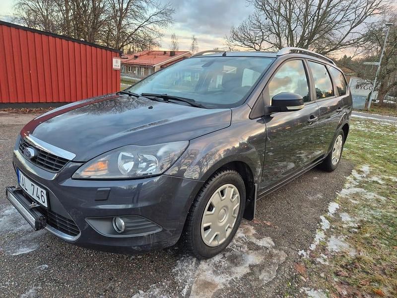 Begagnad 2010 Ford Focus Kombi | 34 000 kr (Marknadspris) - Bild 1/4