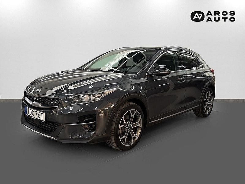 Grå Begagnad 2021 Kia XCeed 2 SUV | 259 900 kr (Marknadspris) - Bild 1/4