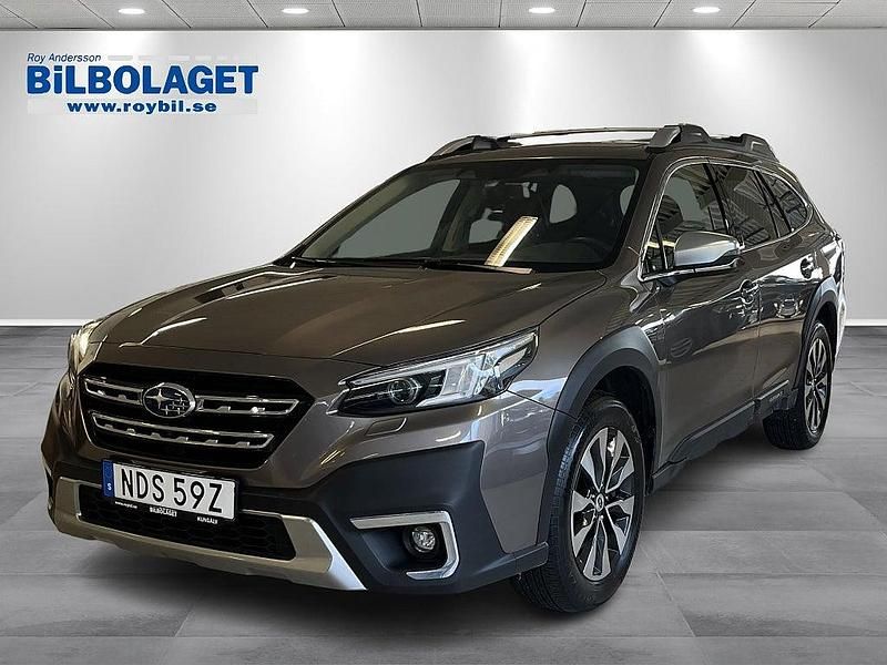 Brun Begagnad 2023 Subaru Outback Kombi | 399 900 kr (Marknadspris) - Bild 1/4