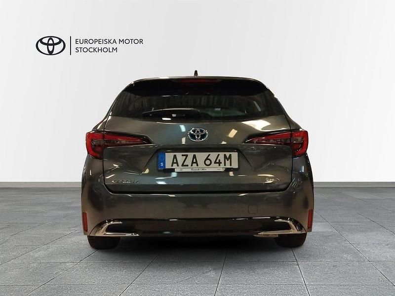 Begagnad Toyota Corolla Active 140 HK (102 kW) 2024 Mörkgrå (grå) Kombi