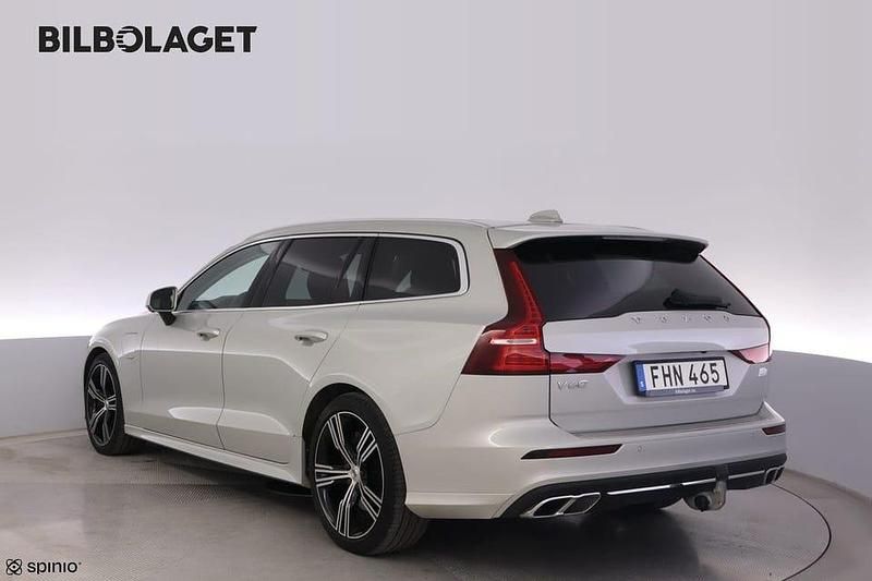 Begagnad Volvo V60 Inscription 397 HK (291 kW) 2021 Vit Kombi