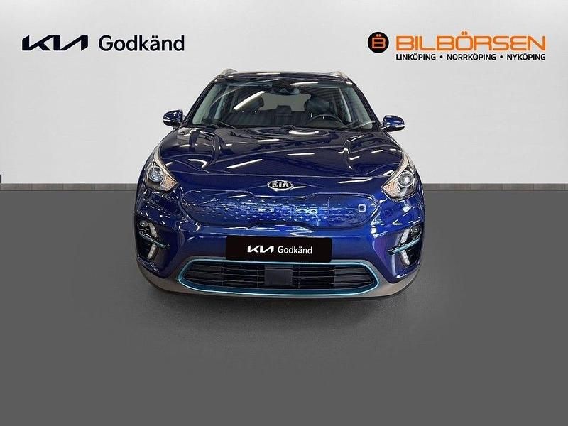 Begagnad Kia e-Niro Advance 150 kW (204 HK) 2021 Blå SUV