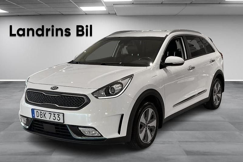 Vit Begagnad 2017 Kia Niro Advance SUV | 189 300 kr (Marknadspris) - Bild 1/4