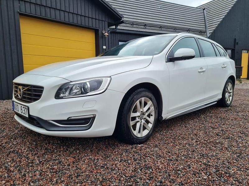 Begagnad 2014 Volvo V60 Kombi | 85 000 kr (Bra pris) - Bild 1/4