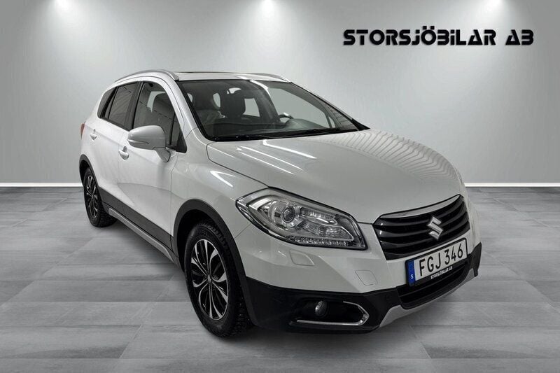 Vit Begagnad 2014 Suzuki SX4 S-Cross SUV | 126 000 kr (Marknadspris) - Bild 1/4