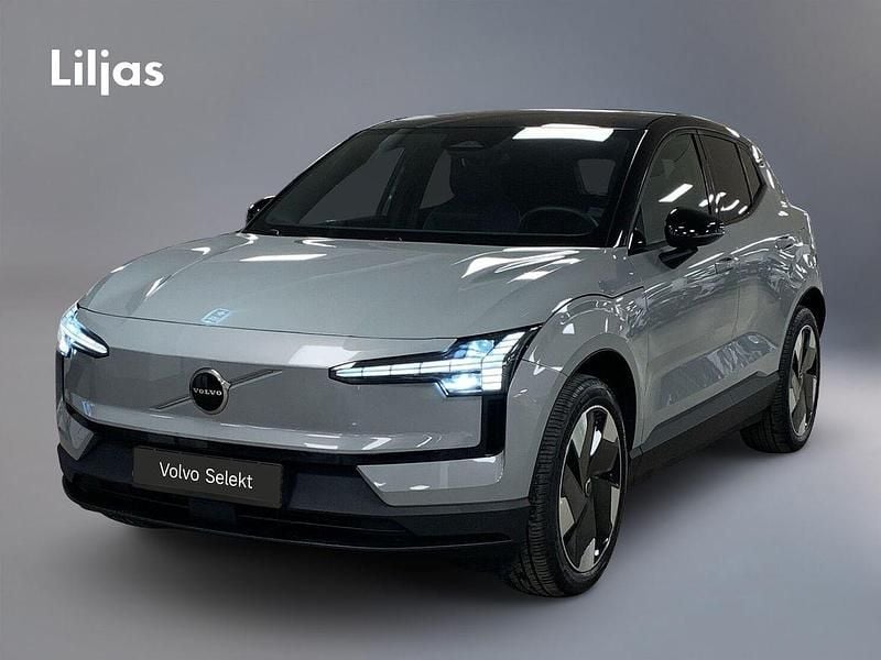 Grå Begagnad 2023 Volvo EX30 Plus SUV | 344 900 kr (Marknadspris) - Bild 1/3
