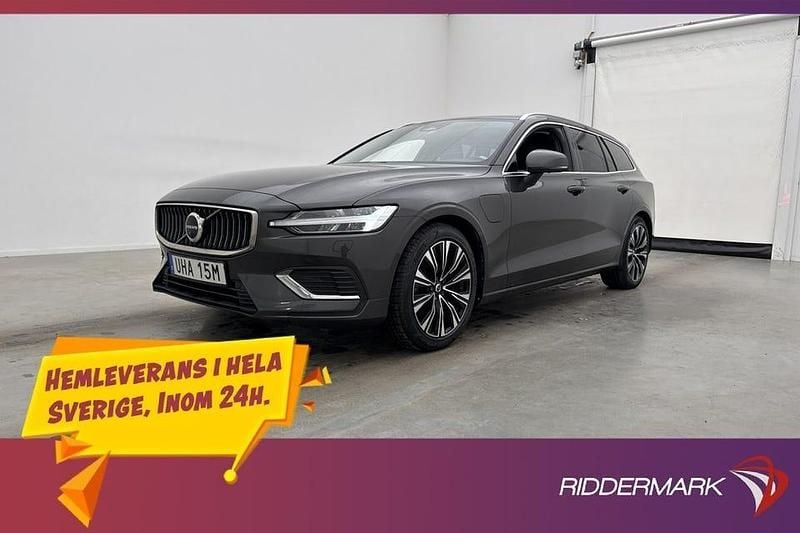 Grå Begagnad 2023 Volvo V60 Core Kombi | 359 800 kr - Bild 1/3