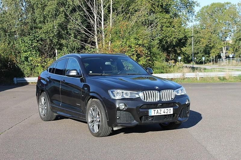 Begagnad BMW X4 M Sport 258 HK (189 kW) 2017 Grå SUV