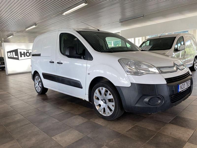 Vit Begagnad 2012 Citroën Berlingo Minibuss | 54 000 kr (Marknadspris) - Bild 1/4
