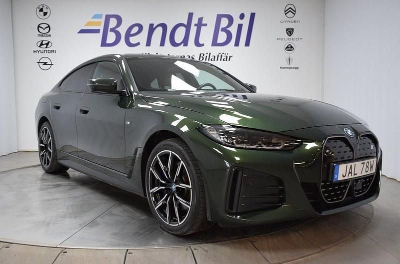 Begagnad BMW i4 M Sport 250 kW (340 HK) 2023 Grön Sedan