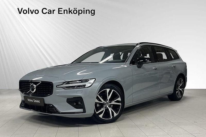 Grå Begagnad 2023 Volvo V60 Plus Kombi | 379 900 kr (Bra pris) - Bild 1/3