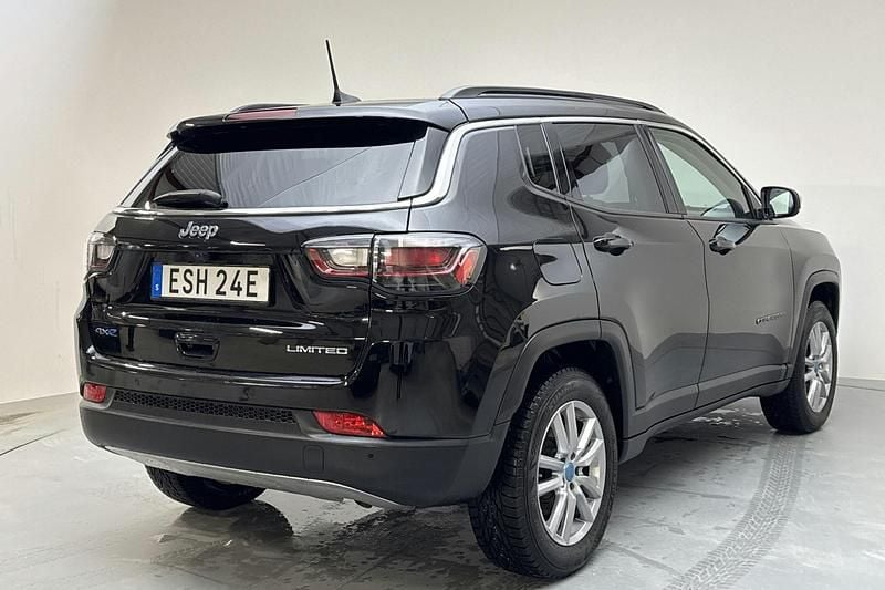Begagnad Jeep Compass Limited 190 HK (139 kW) 2022 Svart SUV