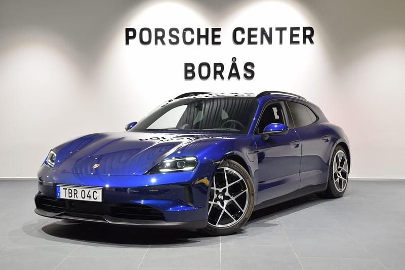Blå (blue) Begagnad 2024 Porsche Taycan Sport Turismo Sedan | 1 179 000 kr - Bild 1/4