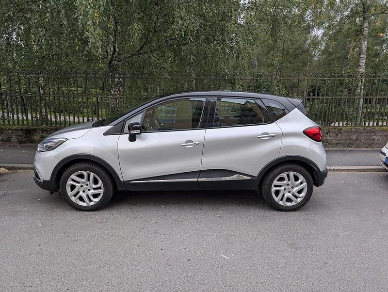 Begagnad 2016 Renault Captur SUV | 90 000 kr - Bild 1/4