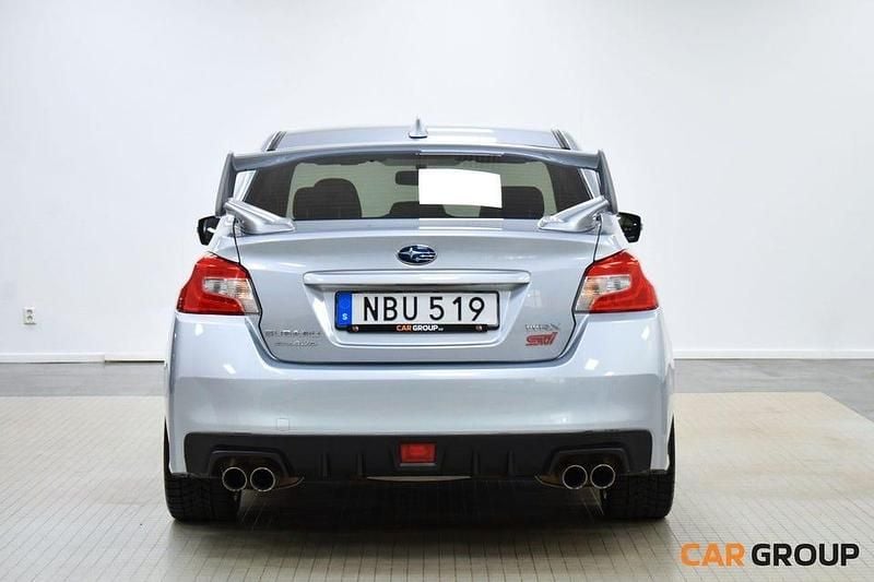 Begagnad Subaru WRX STI 301 HK (221 kW) 2016 Silver Sedan