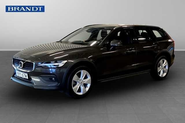 Begagnad 2023 Volvo V60 CC Kombi | 364 900 kr (Marknadspris) - Bild 1/3