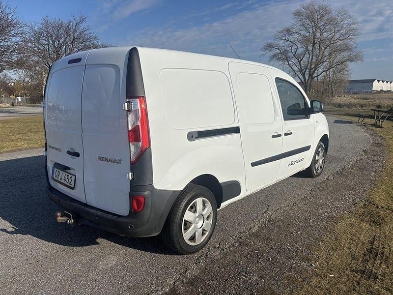 Begagnad Renault Kangoo 90 HK (66 kW) 2018 Vit Minibuss