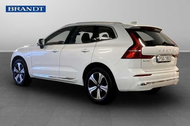 Begagnad Volvo XC60 Plus 355 HK (261 kW) 2023 Vit SUV