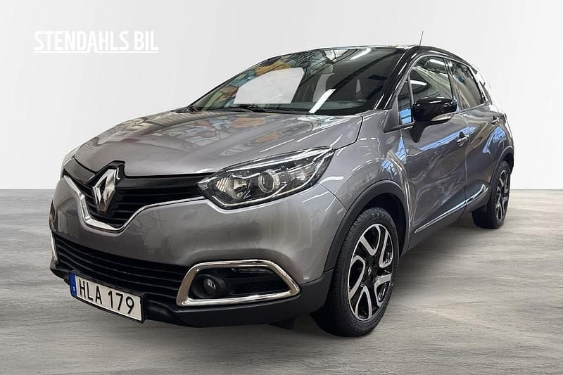 Begagnad Renault Captur Dynamique 91 HK (66 kW) 2015 Flerfärgad SUV
