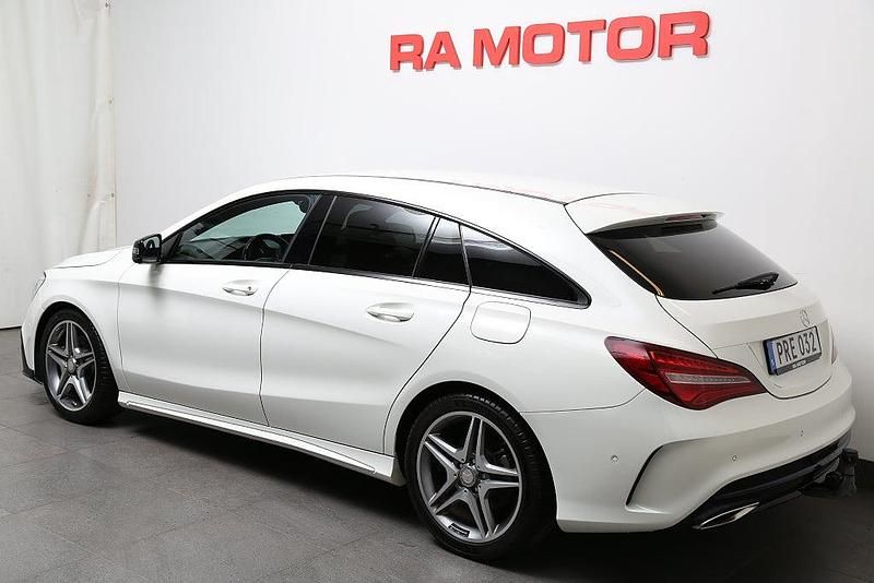 Begagnad Mercedes CLA250 Shooting Brake AMG 211 HK (155 kW) 2017 Vit Kombi
