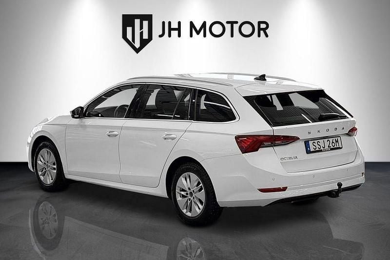 Begagnad Skoda Octavia 116 HK (85 kW) 2022 Vit Kombi