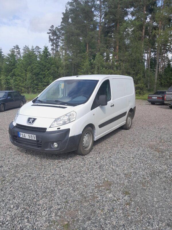 Vit Begagnad 2010 Peugeot Expert Van | 35 000 kr (Bra pris) - Bild 1/4