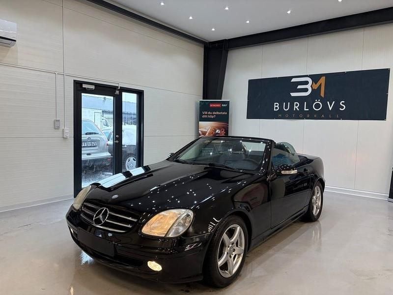 Begagnad Mercedes SLK200 2004 Svart Cab