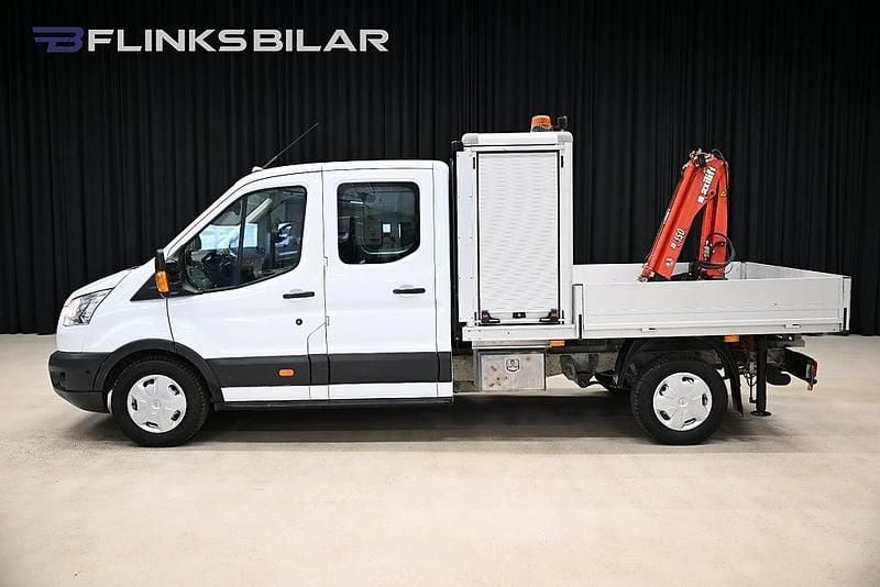 Begagnad Ford Transit 170 HK (125 kW) 2019 Flerfärgad Sedan