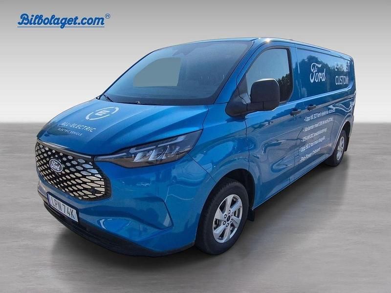 Blå Begagnad 2025 Ford Transit Trend Van | 689 000 kr - Bild 1/4