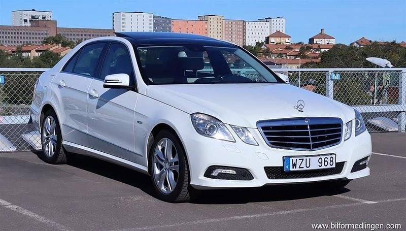 Vit samma som bilen Begagnad 2009 Mercedes E250 Avantgarde Sedan | 154 900 kr - Bild 1/4