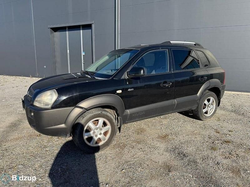 Begagnad Hyundai Tucson 141 HK (103 kW) 2005 Svart SUV