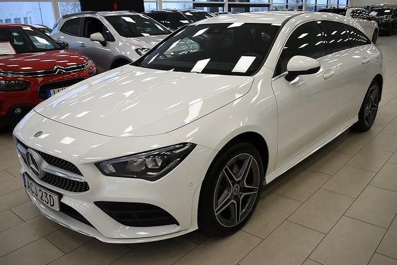 Begagnad Mercedes CLA250e Shooting Brake 160 HK (117 kW) 2021 Vit Kombi