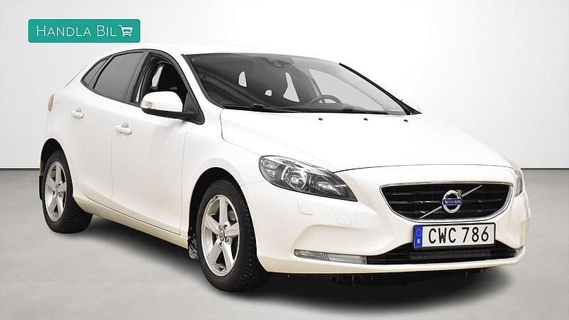 Begagnad Volvo V40 116 HK (85 kW) 2014 Vit Halvkombi