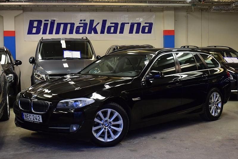 Svart Begagnad 2013 BMW 520 Kombi | 89 000 kr (Marknadspris) - Bild 1/4