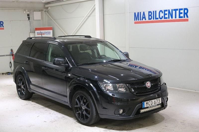 Svart Begagnad 2015 Fiat Freemont Black Code SUV | 109 000 kr (Marknadspris) - Bild 1/4