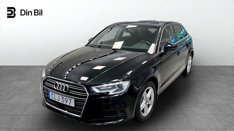 Svart Begagnad 2017 Audi A3 Sportback Proline Halvkombi | 169 900 kr (Marknadspris) - Bild 1/4