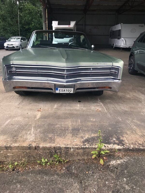 Begagnad Chrysler 300 350 HK (257 kW) 1968 Legend lime Cab
