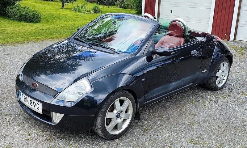Svart Begagnad 2003 Ford StreetKa Cab | 25 000 kr - Bild 1/4