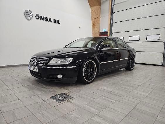 Svart Begagnad 2009 VW Phaeton Sedan | 69 990 kr - Bild 1/4