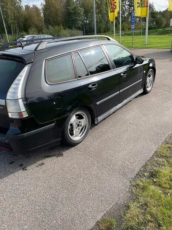 Begagnad Saab 9-3 120 HK (88 kW) 2007 El lucka Kombi