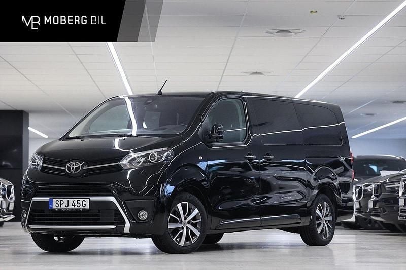 Svart Begagnad 2021 Toyota Proace Verso Kombi | 329 900 kr (Marknadspris) - Bild 1/2