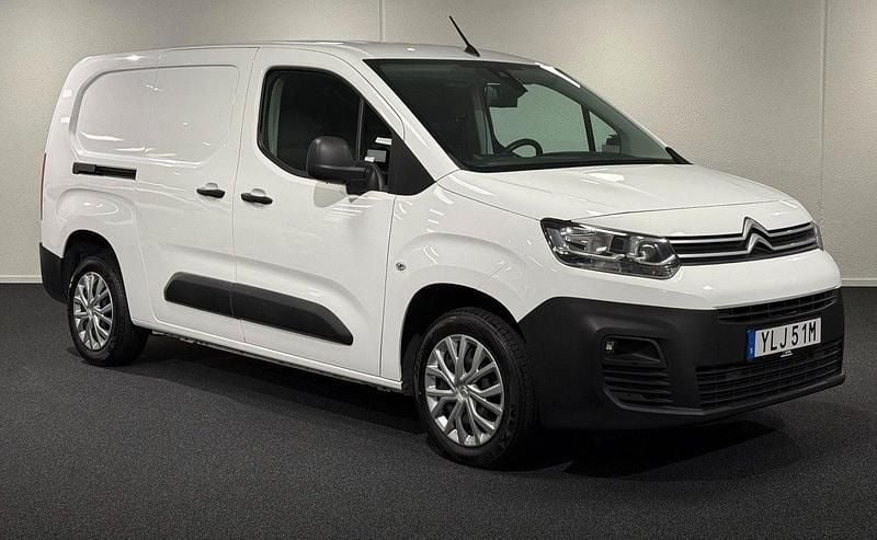 Begagnad Citroën Berlingo 131 HK (96 kW) 2020 Vit Minibuss