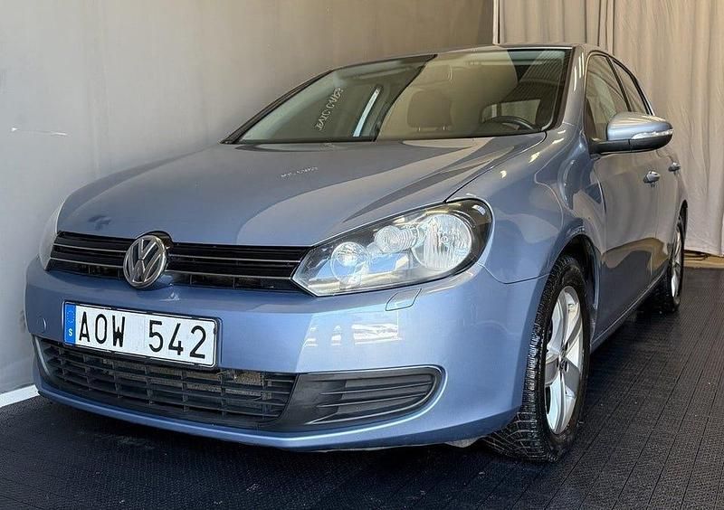 Begagnad VW Golf VI 122 HK (89 kW) 2010 Blå Halvkombi